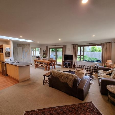 Wanaka Comfort - That Wanaka Tree Exterior photo